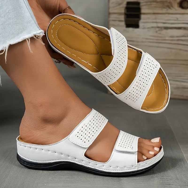 Lynn – elegantiškos ortopedinės sandalų tipo basutės