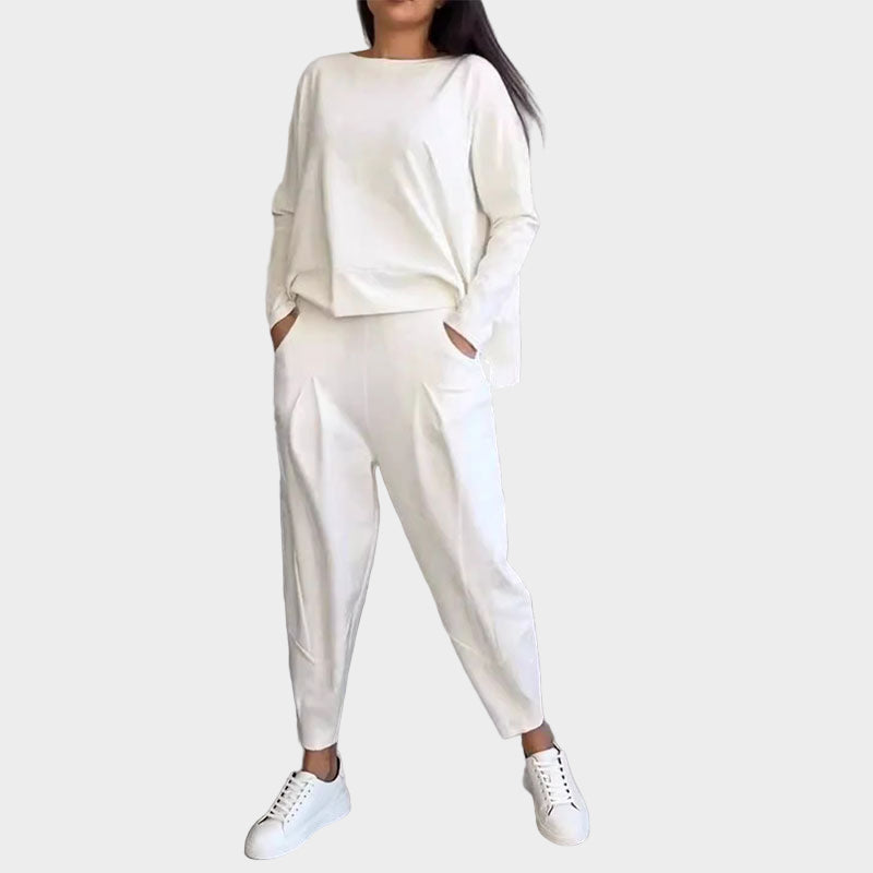 Marškinėlių ir Kelnaičių Rinkinys su Lengva Elegancija